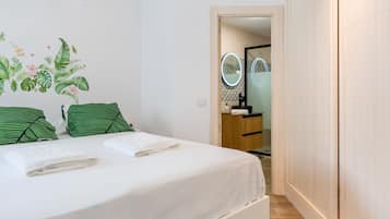 1 slaapkamer, een strijkplank/strijkijzer, gratis wifi, beddengoed