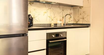 Il Vecchio Studio - One Bedroom Apartment, Sleeps 3