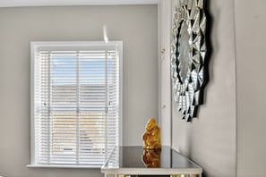 Interior - Windsor Jay (York)