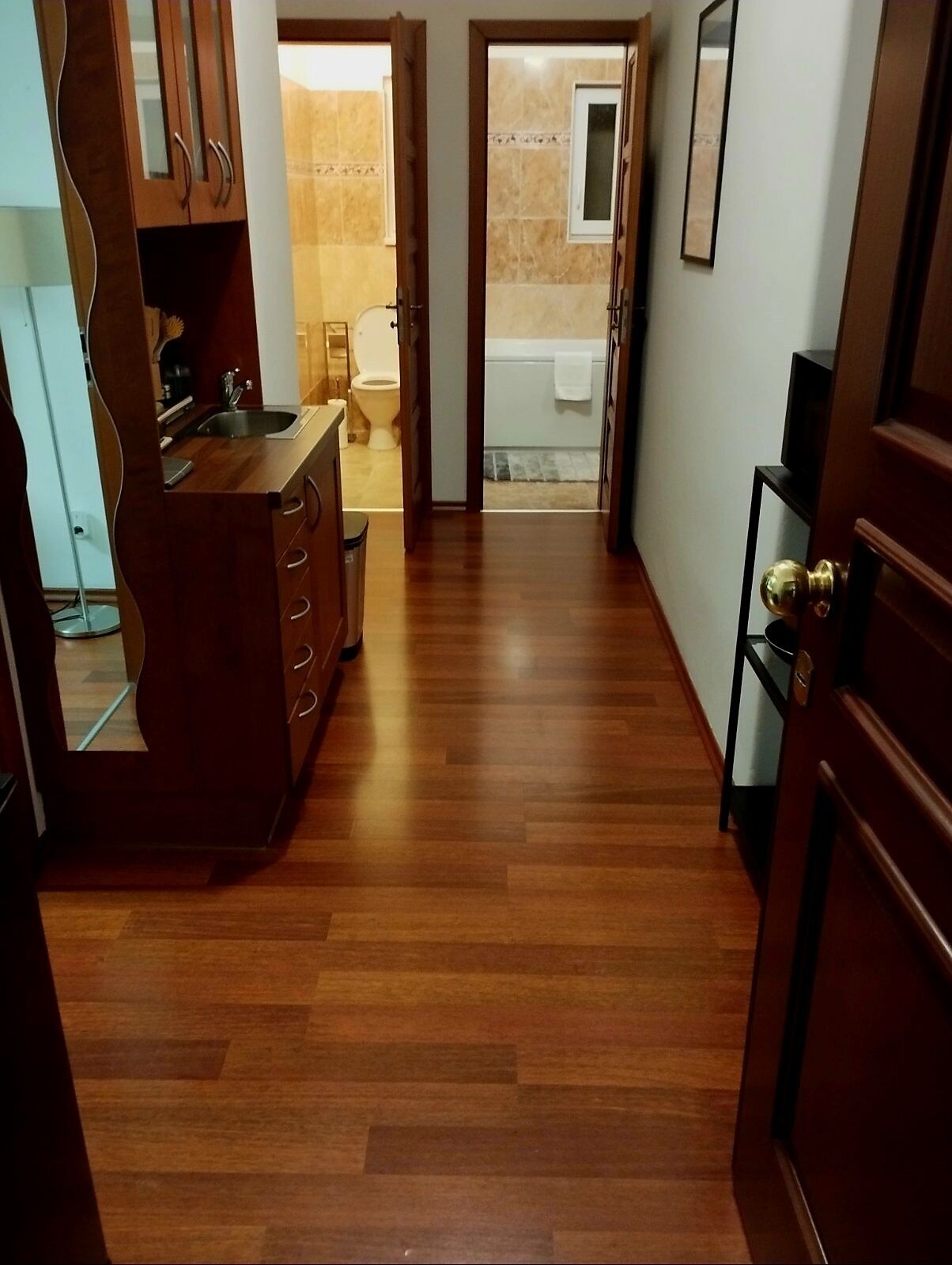 Jetted tub, hair dryer, towels, soap