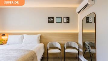 Superior Apartment, 1 Queen Bed, Kitchen