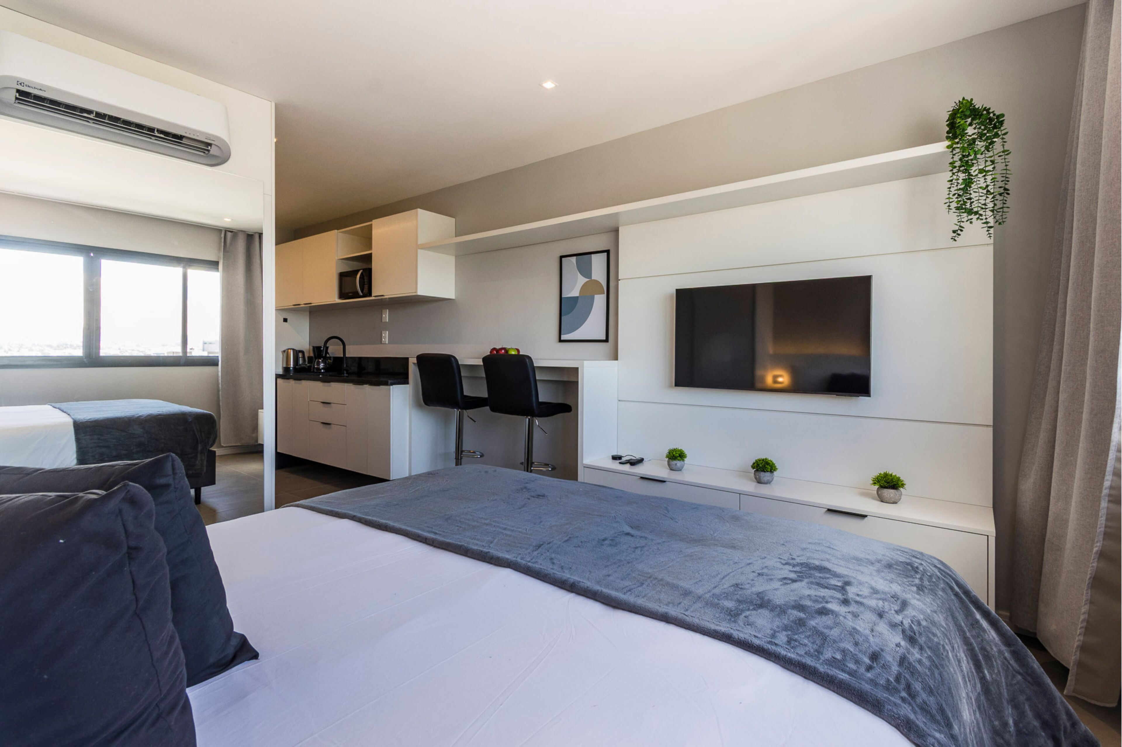 Apartamento superior, 1 cama de matrimonio, cocina | Escritorio, espacio para trabajar con un portátil, wifi gratis