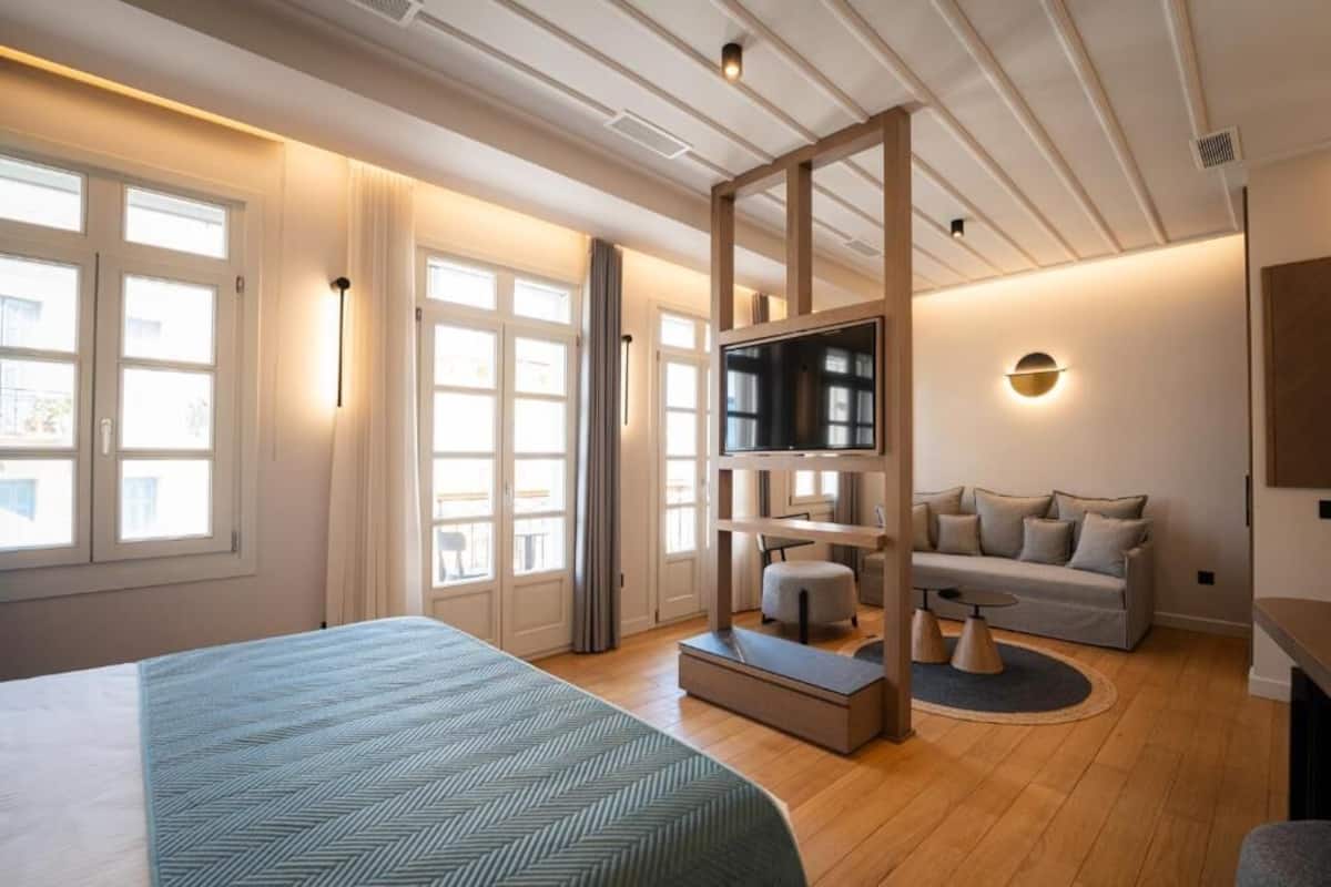 Suite, Balcony, City View | Premium bedding, pillowtop beds, desk, free WiFi