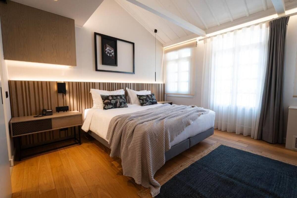 Deluxe Double Room, Balcony, City View | Premium bedding, pillowtop beds, desk, soundproofing