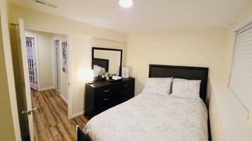 1 bedroom, iron/ironing board, WiFi, bed sheets