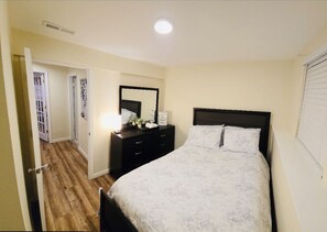1 quarto, ferros/tábuas de passar roupa, Wi-Fi, roupa de cama