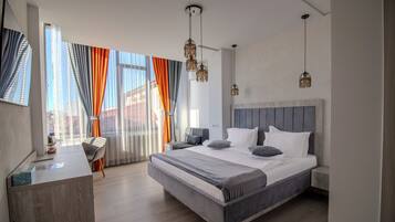 Soundproofing, iron/ironing board, free WiFi