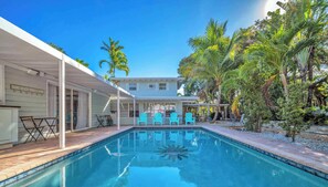 Pool - The Jute Box - Pool - Waterview - Wilton Drive (Oakland Park)