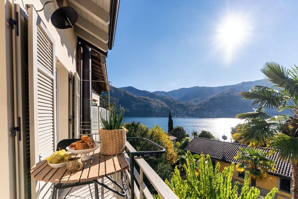 Appartement, vue lac