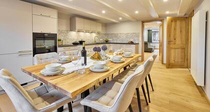 Holiday Home 'Haus Auergang' with Balcony, Garden View and Wi-Fi