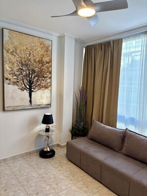 Smart TV - Domus Philippou Tsimiski II, center of Thessaloniki (Thessaloniki)