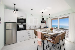 Fridge, microwave, oven, dishwasher - Villa Damian - Two Bedroom Villa, Sleeps 4 (Mparmpati)