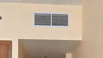 Superior Apartment, Balcony, City View | Soundproofing, iron/ironing board, free WiFi