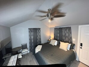 1 Schlafzimmer, Bügeleisen/Bügelbrett, Internetzugang, Bettwäsche