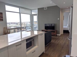 Iron/ironing board, internet