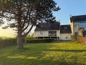 Exterior - La Capitainerie family home (Tréguier)