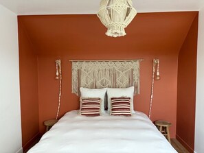 4 bedrooms, iron/ironing board, Internet, bed sheets - La Capitainerie family home (Tréguier)