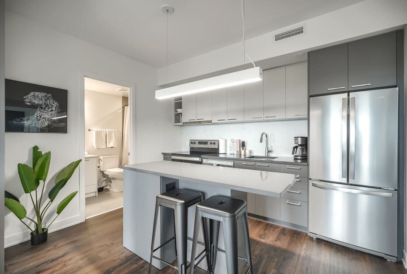 Fridge, microwave, oven, dishwasher