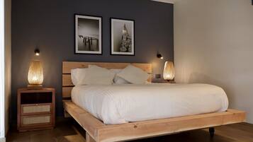 1 bedroom, iron/ironing board, internet