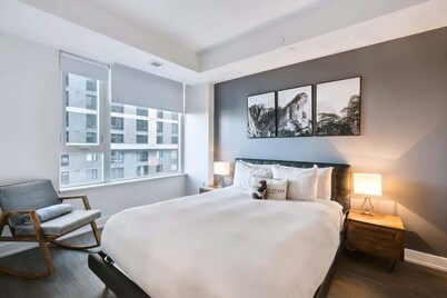 The Lennox – Pet-Friendly Furnished 1-Bedroom Apartment in Ottawa (602)