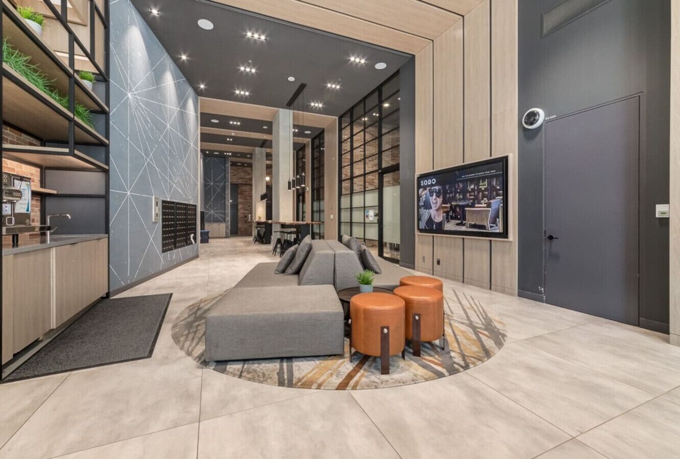 المنشأة من الداخل