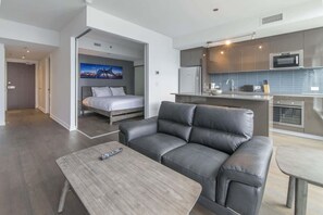 Televisio, työhuone