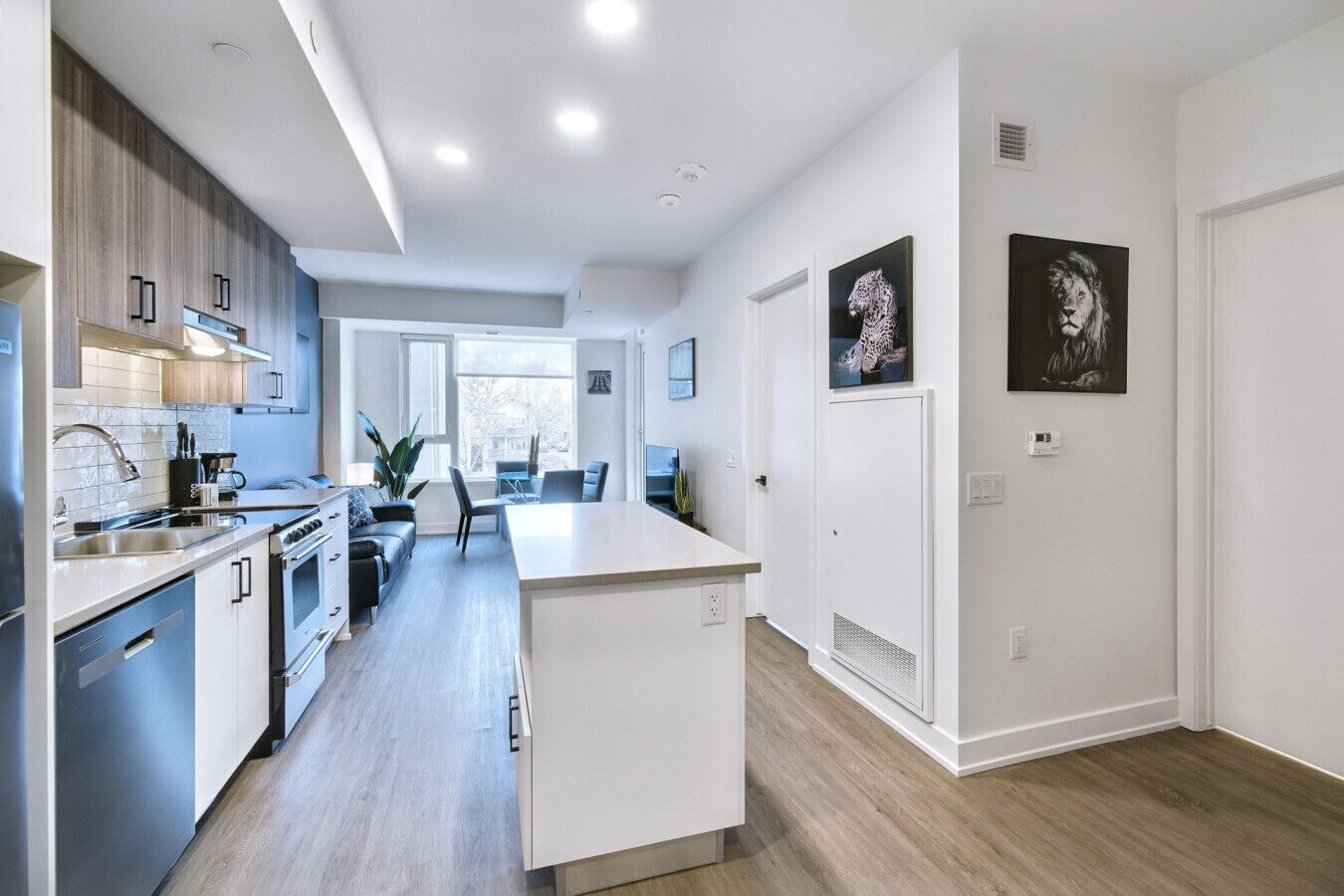 雪櫃、微波爐、焗爐、爐具