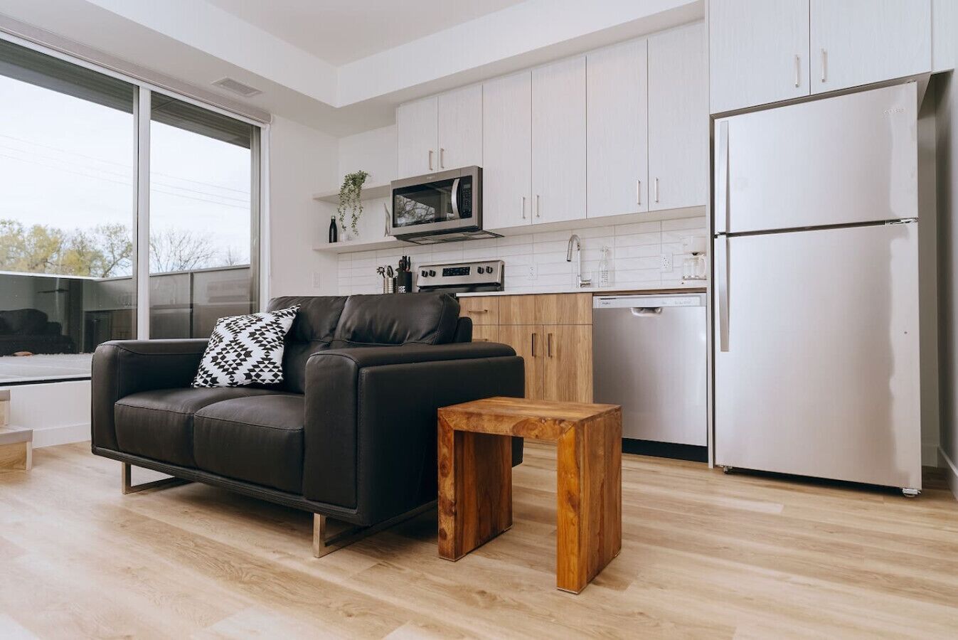 المنشأة من الداخل