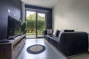 Televisión, oficina