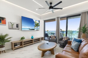 TV, offices - Encantmame Soleil 1BR lockoff sleeps 4 (Playa Encanto)