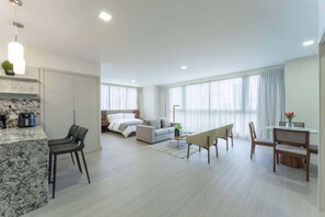 Interior - Corporate Rental Studio with Scenic and Ocean View (Panamá)