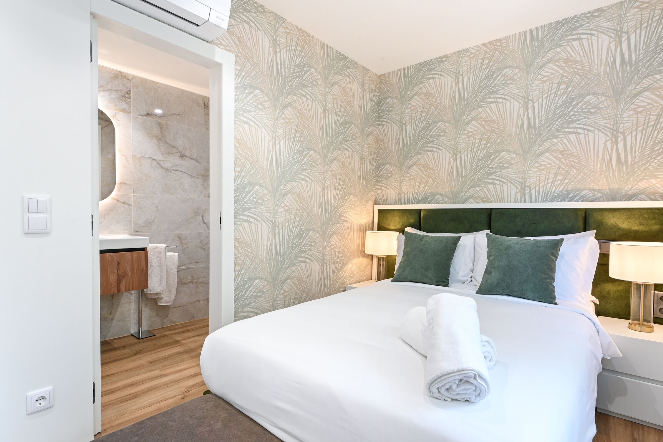 Matosinhos | Quartos à prova de som, Wi-Fi de cortesia, roupa de cama