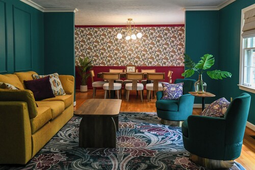 The Velvet Pine_ Designer Retreat_Walk to Downtown_ Sleeps 8_Near Pinehurst Golf