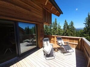 Property grounds - THE LODGES at Klippitztörl - Chalet B (up to 7 persons) (Bad Sankt Leonhard im Lavanttal)