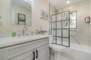 Douche, séchoir à cheveux