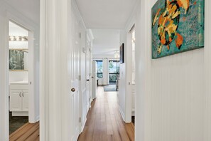 Interior - New Spring Deals! Escape to Tybee Island with a stay at Whispering Palms! (Tybee Island)