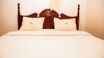 Blackout drapes, iron/ironing board, free WiFi