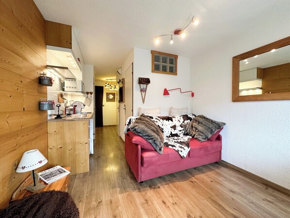 1 bedroom, iron/ironing board, WiFi