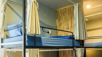 Soundproofing, free WiFi