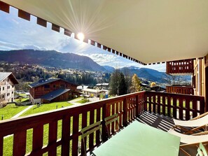 Property grounds - Bright apartment with balcony and stunning views (Megève)