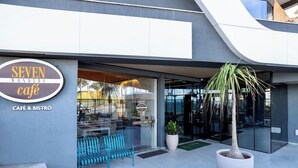 Exterior detail - Connect with the best of Barra steps from beach (Salvador)
