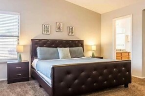 3 sovrum, strykjärn/strykbräda, internet och sängkläder