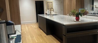 Westport Connecticut Greensfarms Road Gated Estate Home
Mint Condition