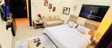 1 bedroom, iron/ironing board, internet, bed sheets