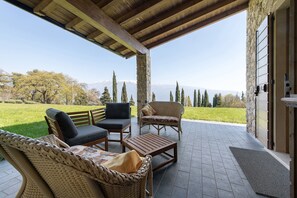 Terrace/patio - Villa 'Agriturismo Casa Del Castagneto' with Lake View, Private Terrace & Wi-Fi (Gargnano)