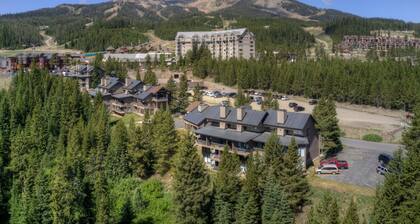 Slope-Side Stillwater Studio #1032 Resort Base Area