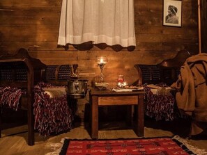 Standard Cabin | Living area