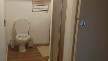 Handtücher, Toilettenpapier