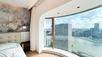 Suite familiare, 2 camere da letto, vista città | Wi-Fi gratuito, lenzuola