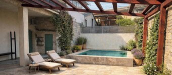 Property XXL 320 m²_10 to 16 pers_Piscine